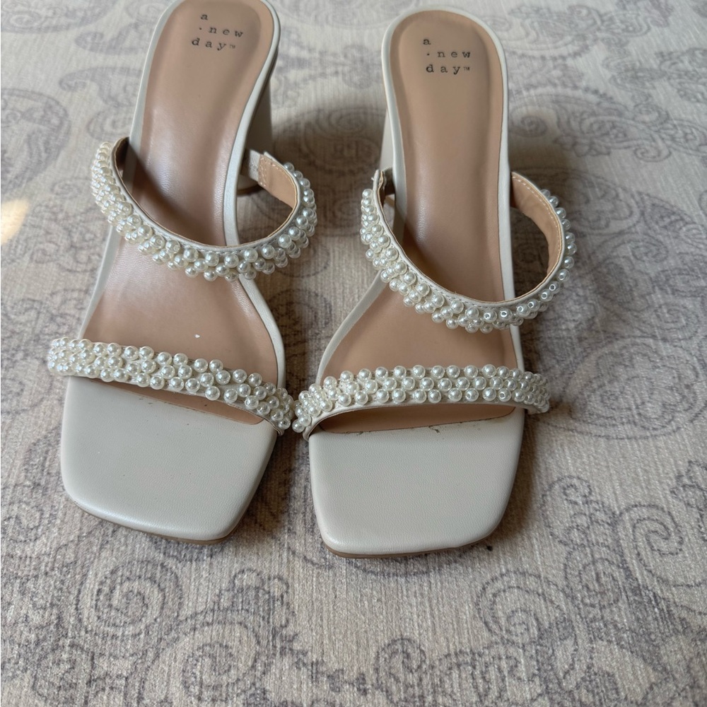 A New Day Women's White Pearl-Embellished Heels
